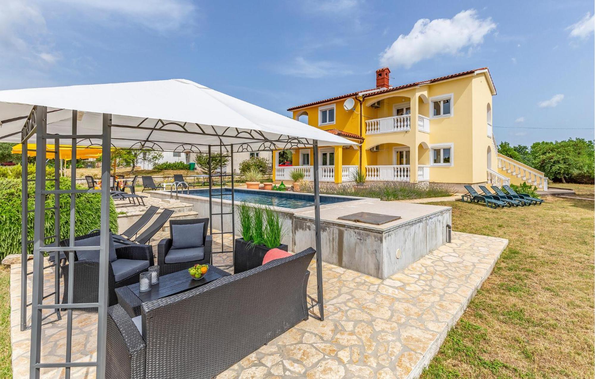 Amazing Home In Valtura Luaran gambar