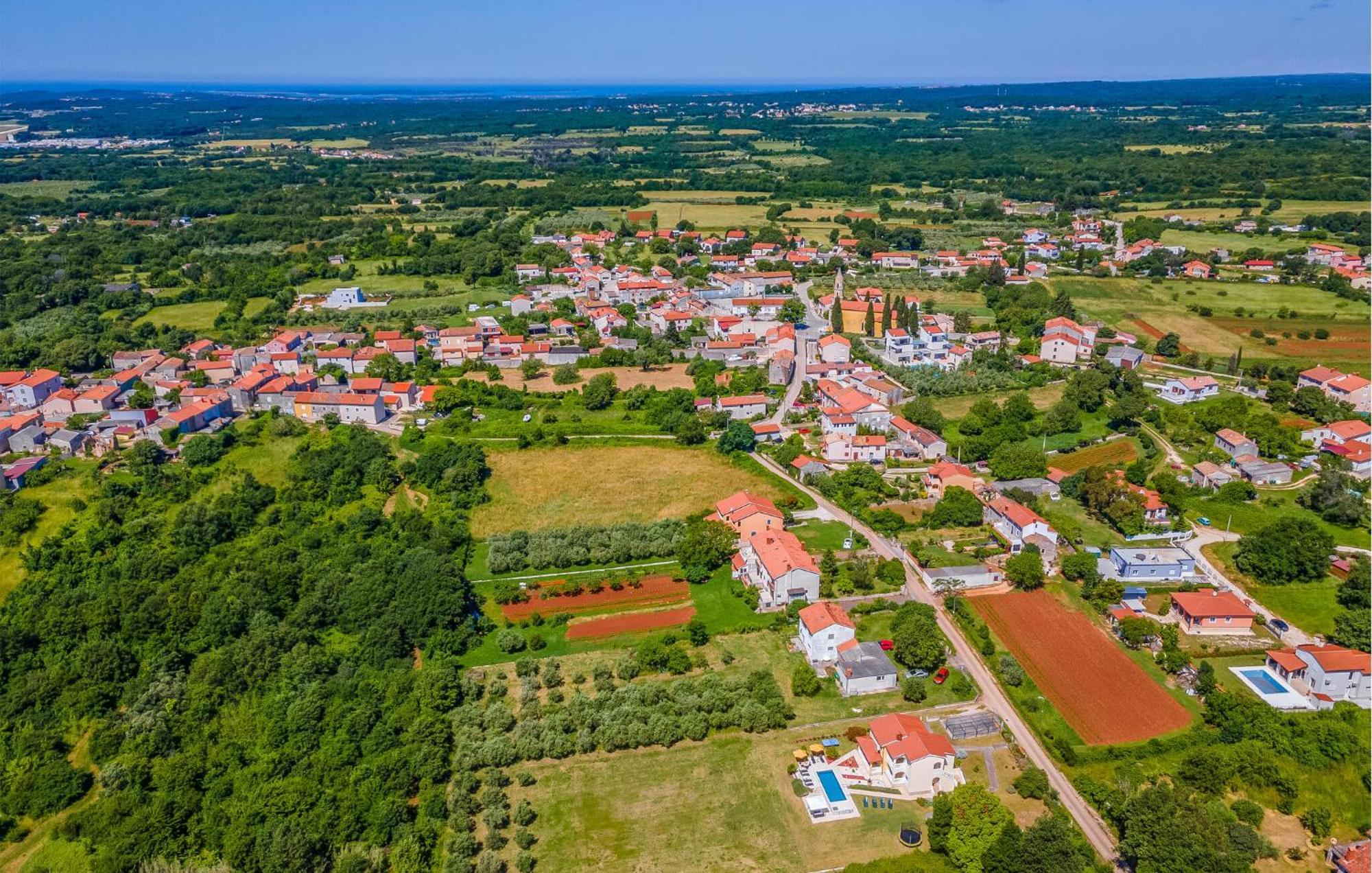 Amazing Home In Valtura Luaran gambar