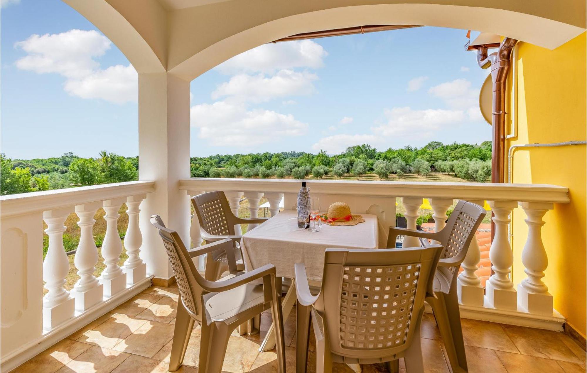 Amazing Home In Valtura Luaran gambar