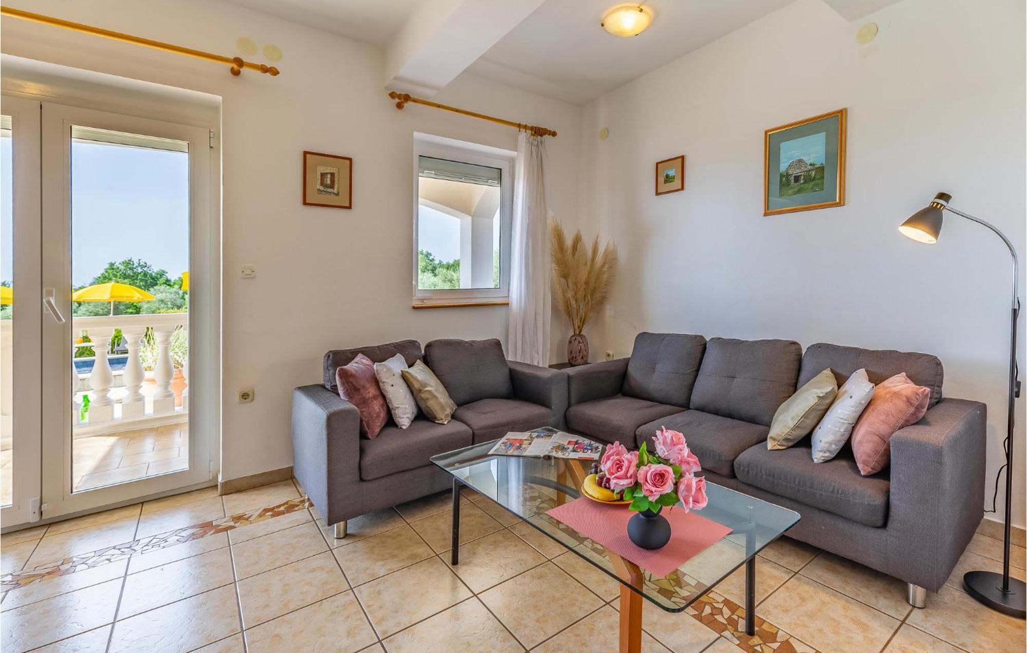 Amazing Home In Valtura Luaran gambar