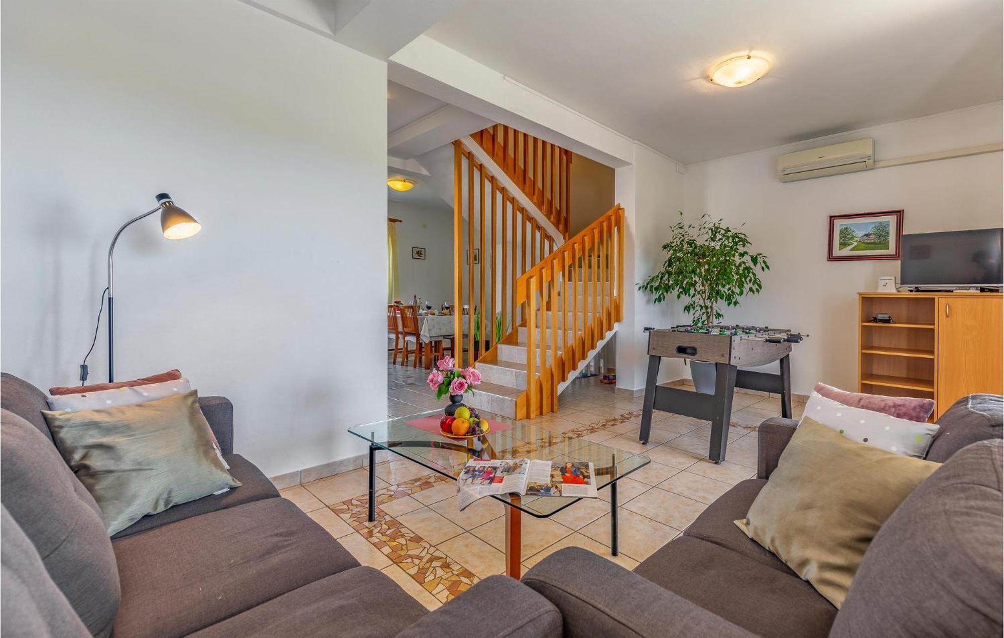 Amazing Home In Valtura Luaran gambar